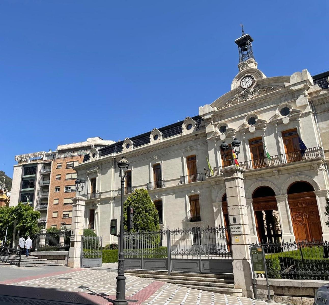 Alojamiento Comercio. Jaen Exterior photo